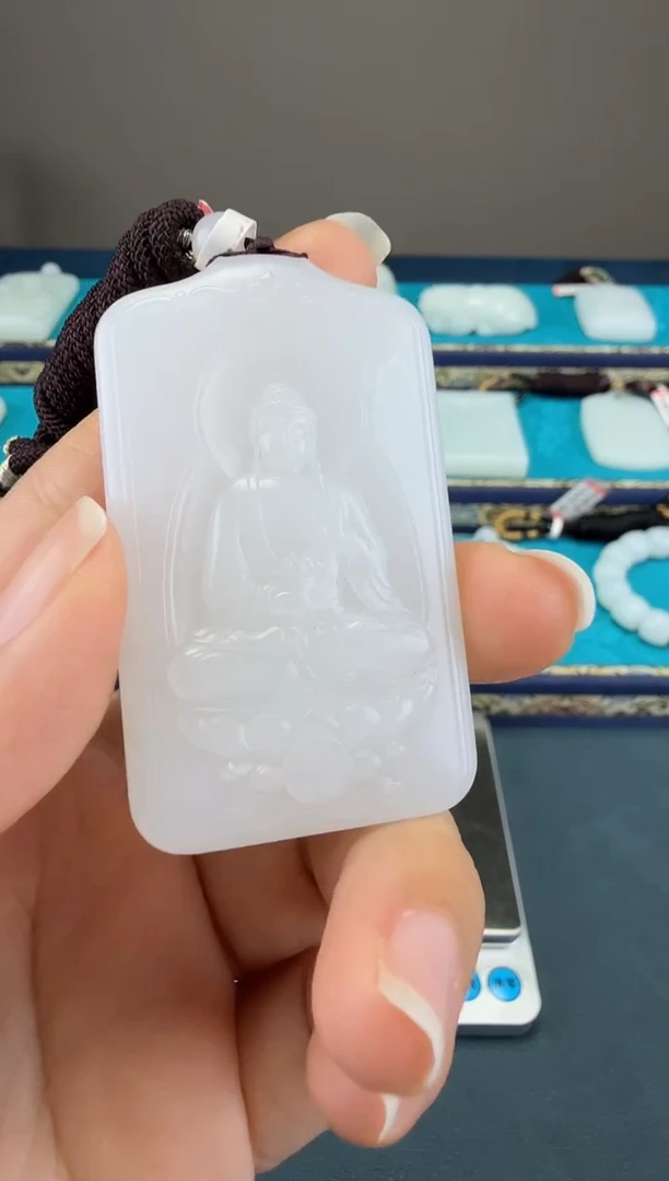 颈饰未镶嵌和田玉1