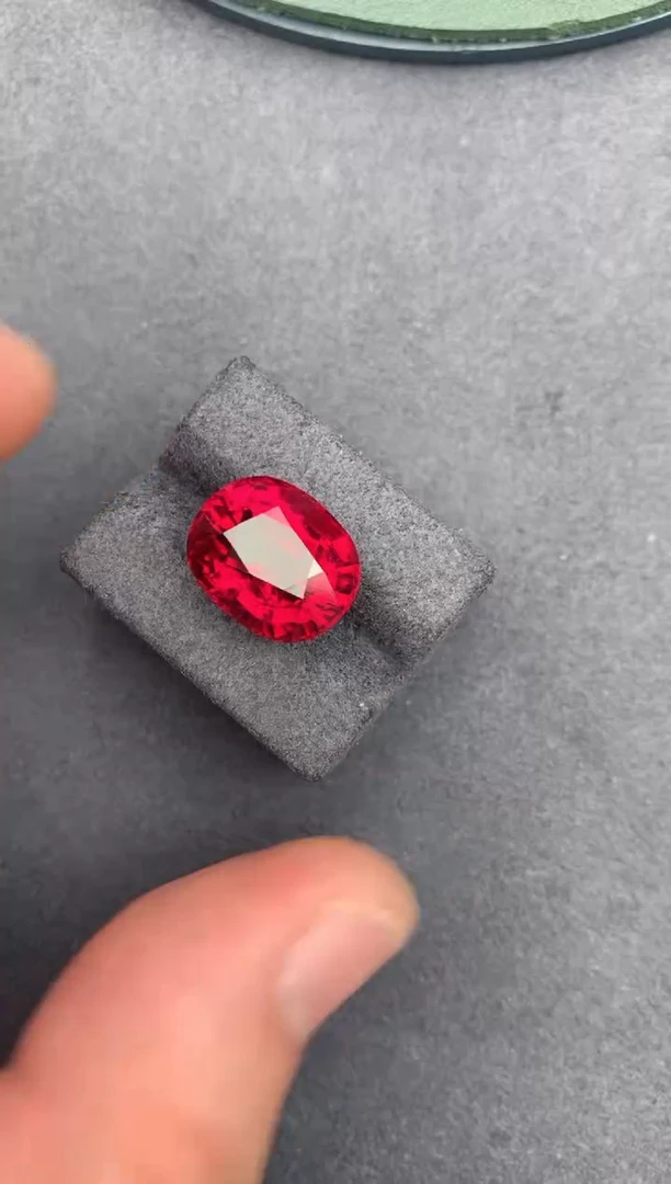 裸石未镶嵌碧玺10.7ct 卢比来碧玺