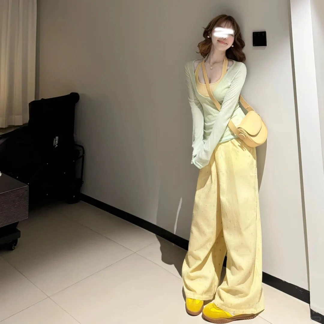 夏日多巴胺穿搭挂脖吊带防晒罩衫套装女夏季甜辣妹阔腿长裤三件套