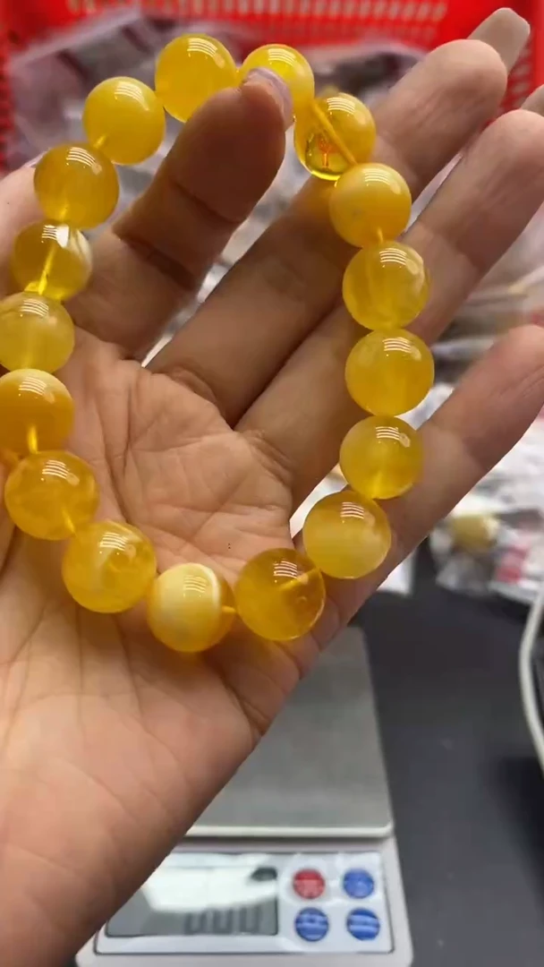 琥珀未镶嵌珠宝奇石18