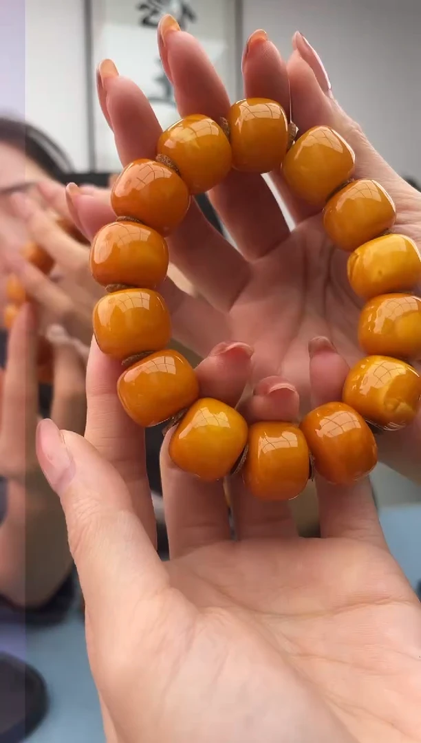 【闪购商品】蜜蜡珠宝奇石未镶嵌假一罚十，051.18