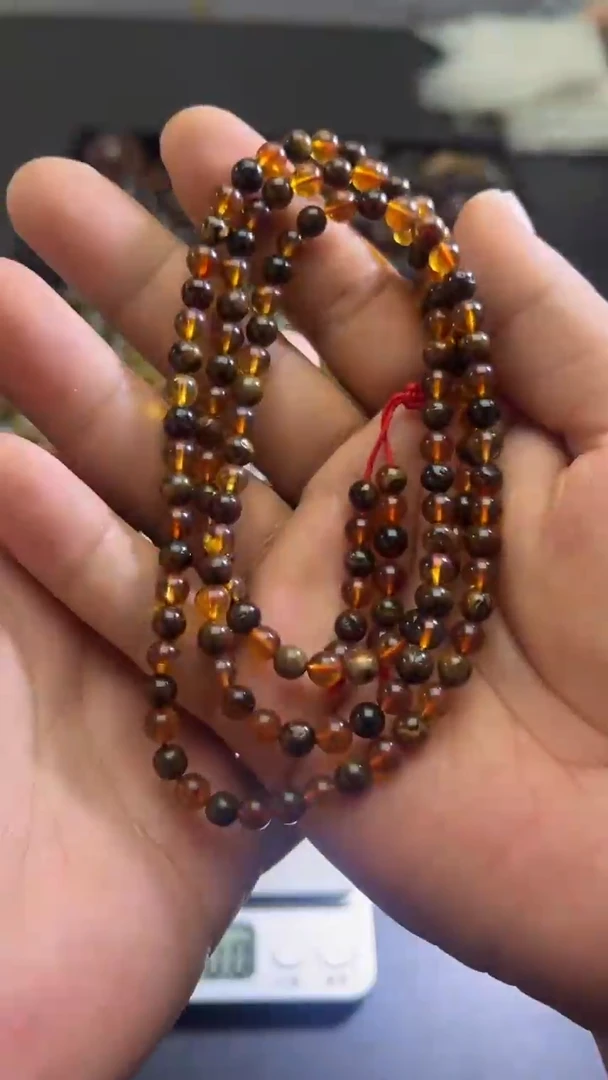 裸石琥珀未镶嵌74