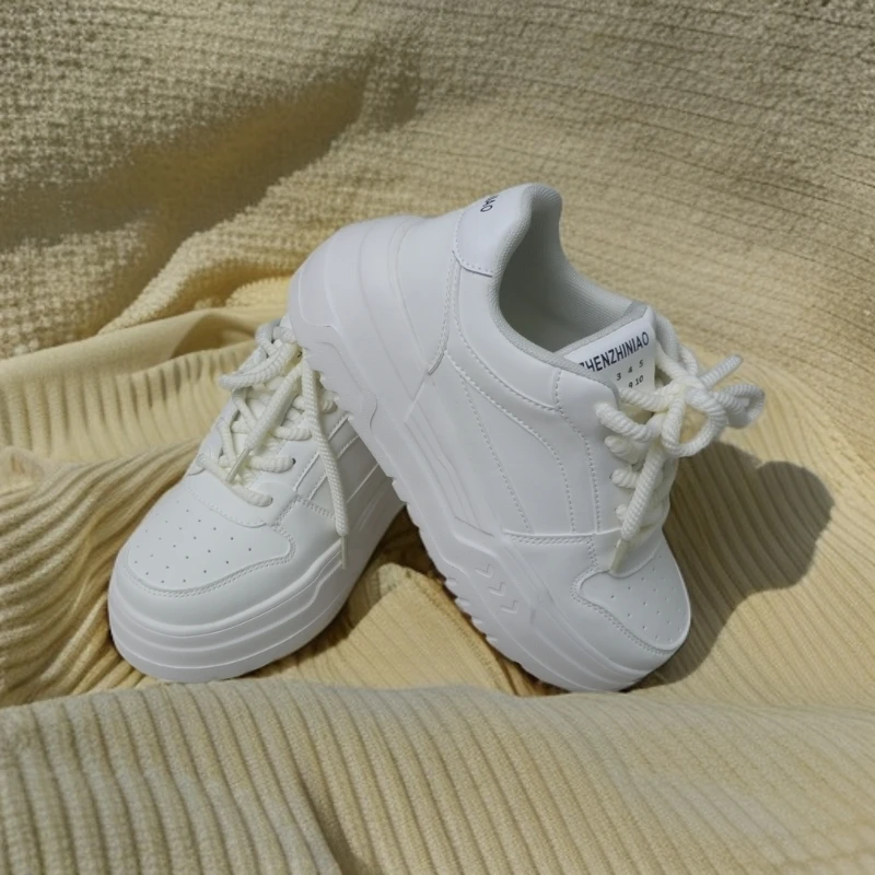 【ZB】2025春季新款时尚休闲女鞋轻奢潮流小白鞋白色舒适百搭女士