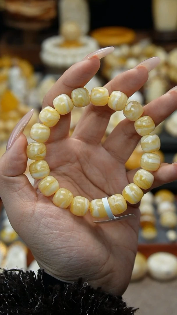 【闪购商品】琥珀裸石未镶嵌111111111111111