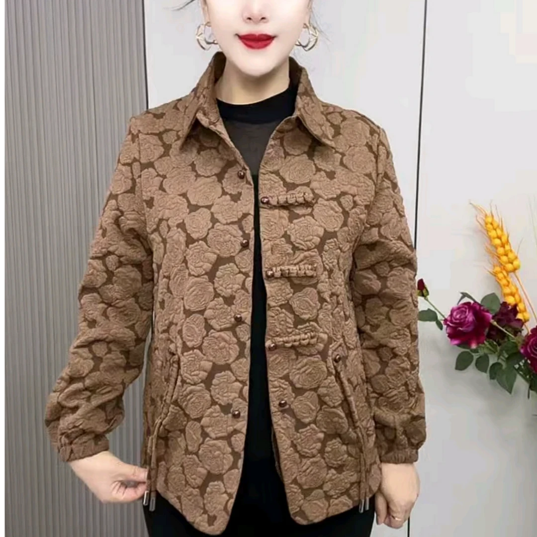 百搭减龄大码中年妈妈装纽扣印花短外套2025新款宽松休闲女装上衣