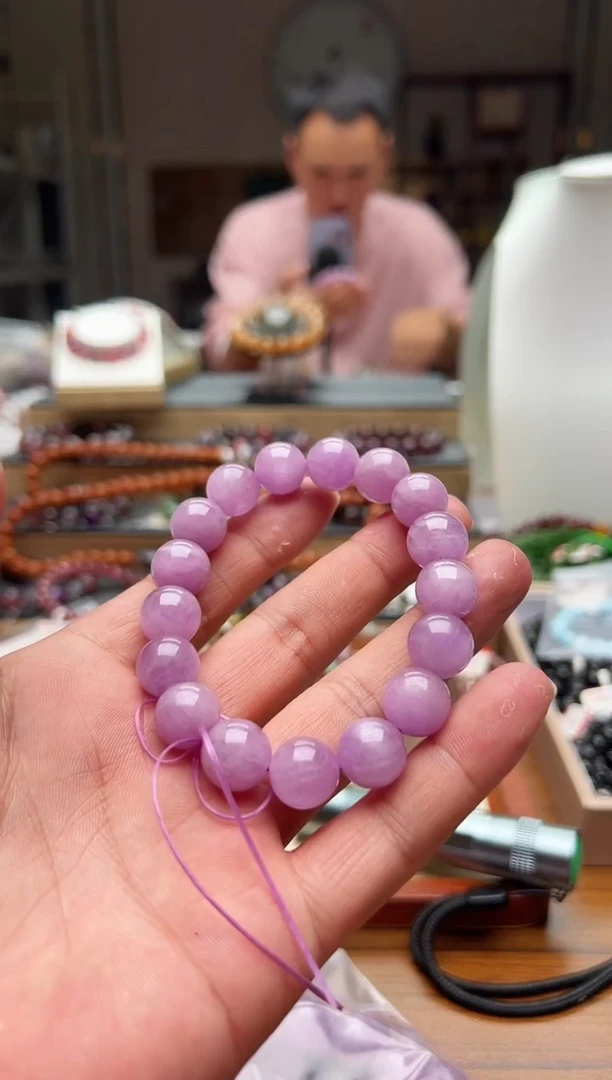 未镶嵌锂辉石手链猫眼紫锂辉 卡12 多样性发一