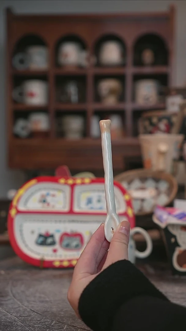 可爱小****0川谷原创陶瓷12.31直播颜色随机