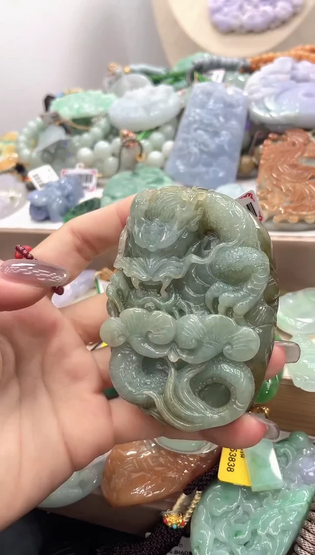 未镶嵌挂件翡翠063