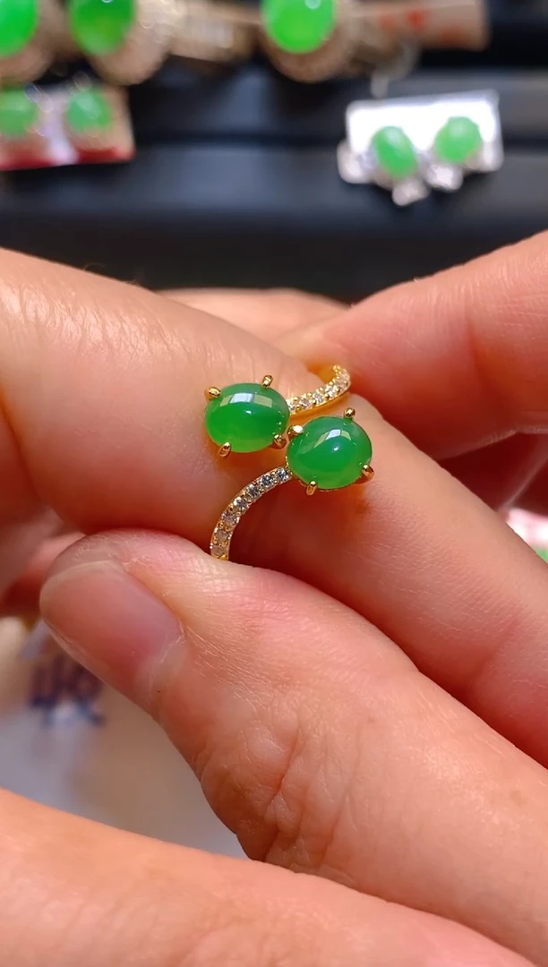 【闪购商品】翡翠耳饰银S925镶嵌天然A货翡翠1