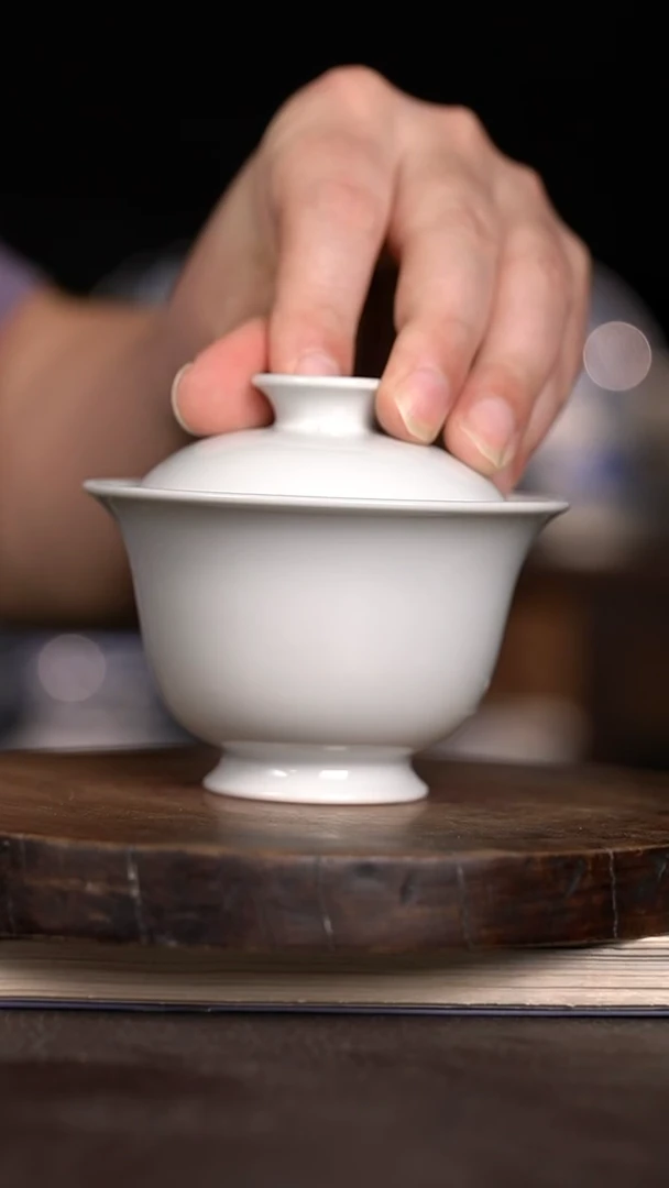 微瑕福利  现代瓷130 瑕