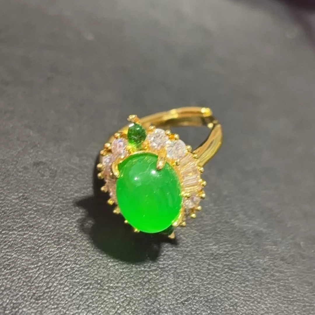 翡翠椭圆蛋面戒指D19