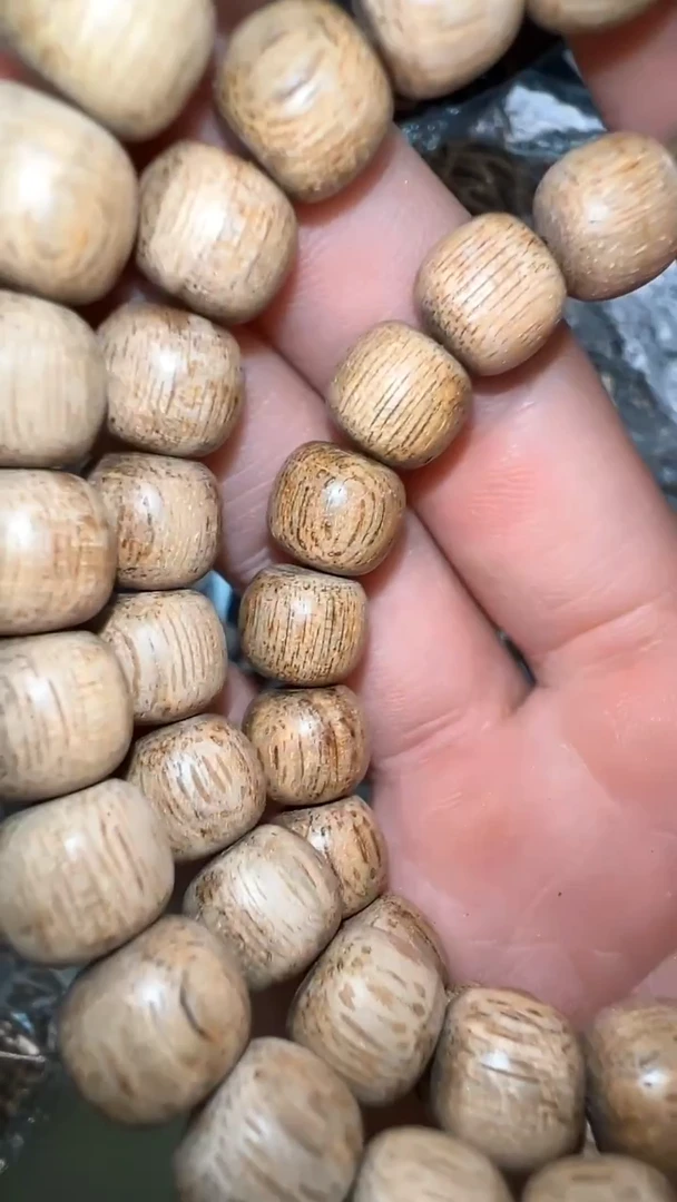 柬埔寨菩萨风化苹果珠单圈多样性发其一