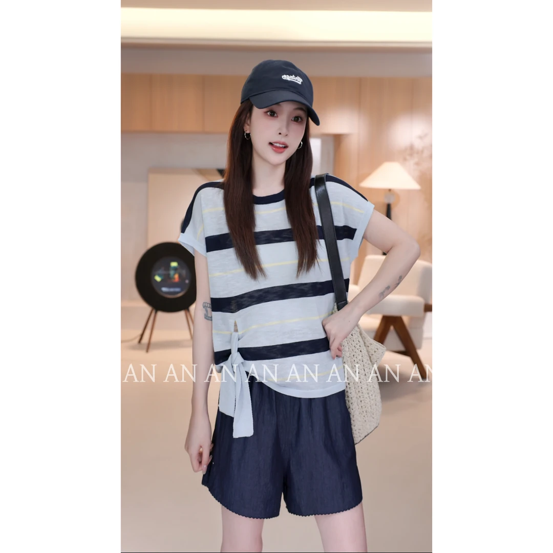 C05071休闲小众宽松慵懒风后背纽扣绑带撞色条纹针织衫