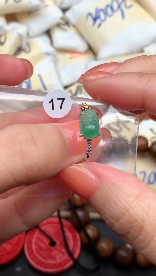 银S925镶嵌挂件翡翠1