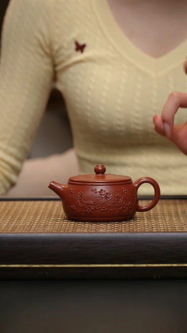 茶壶紫砂大红袍 汉瓦堆绘梅花