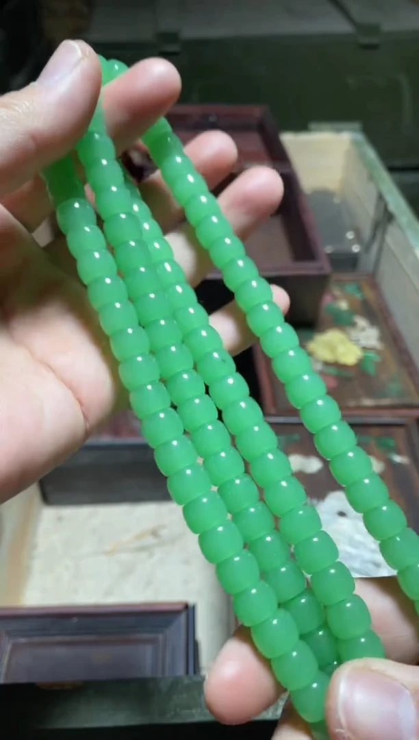 【闪购商品】绿老型珠项链1件