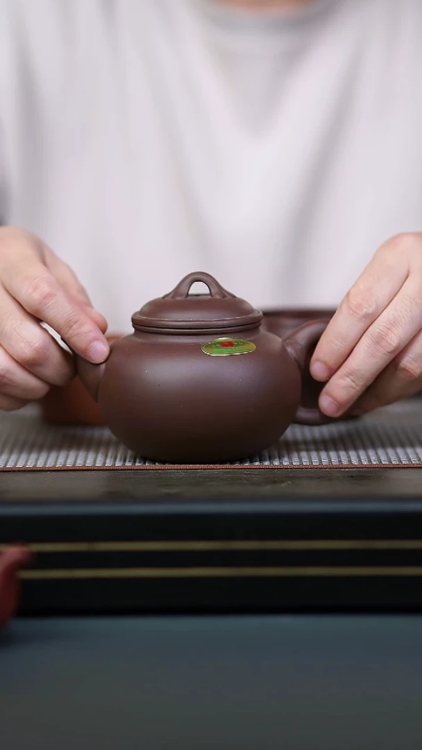 茶壶紫砂紫泥如意壶320cc