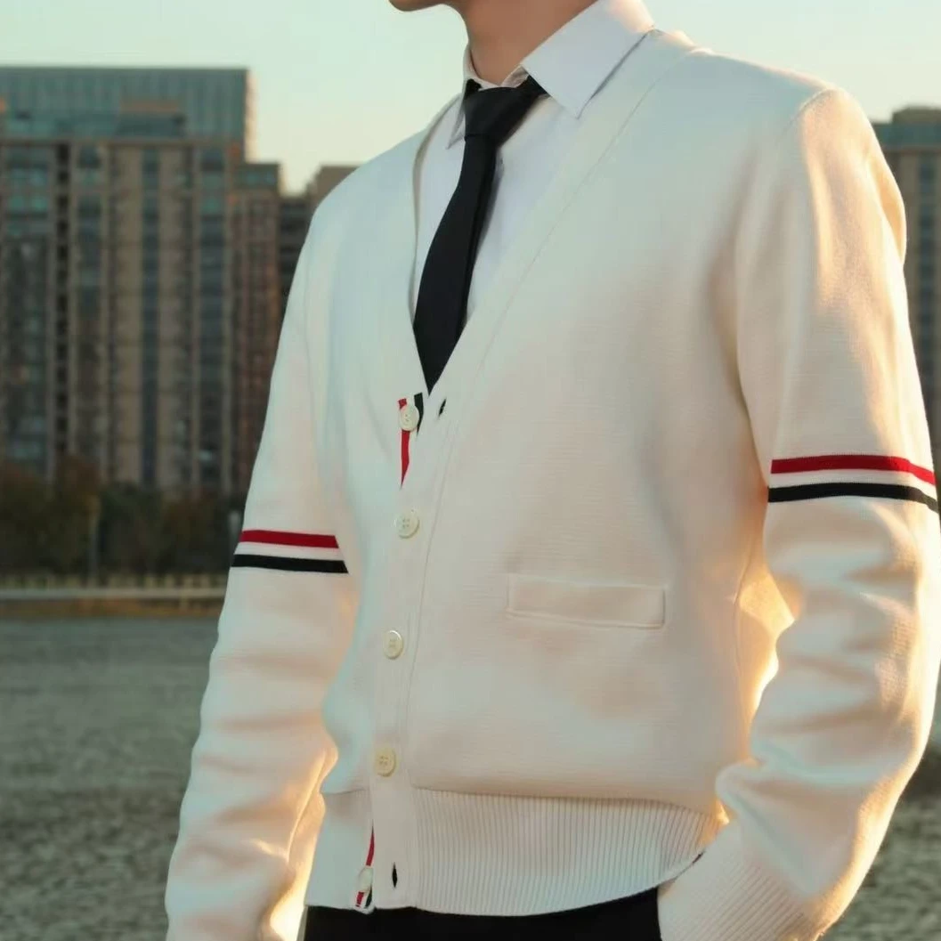 《THOM》休闲时尚百搭休闲T恤