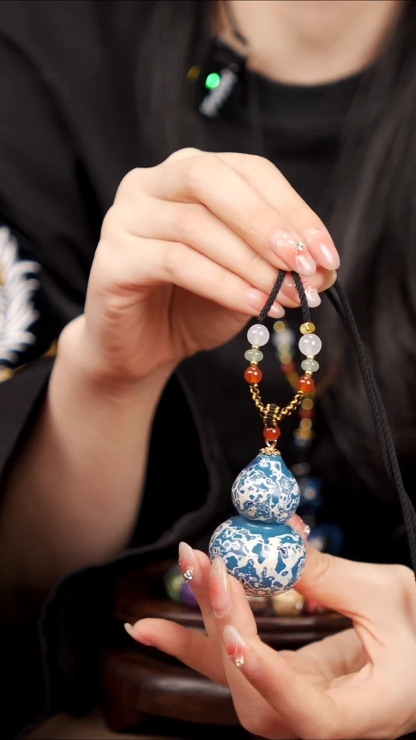 【闪购商品】199易林大漆脖挂小葫芦----138