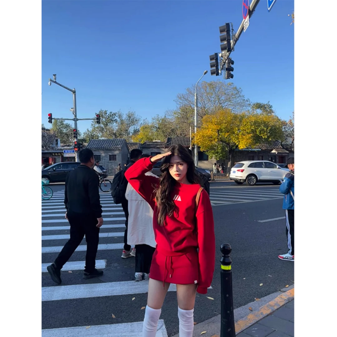 【帝韵】国潮红色长袖上衣女宽松圆领卫衣女秋冬加绒加厚慵懒风美式