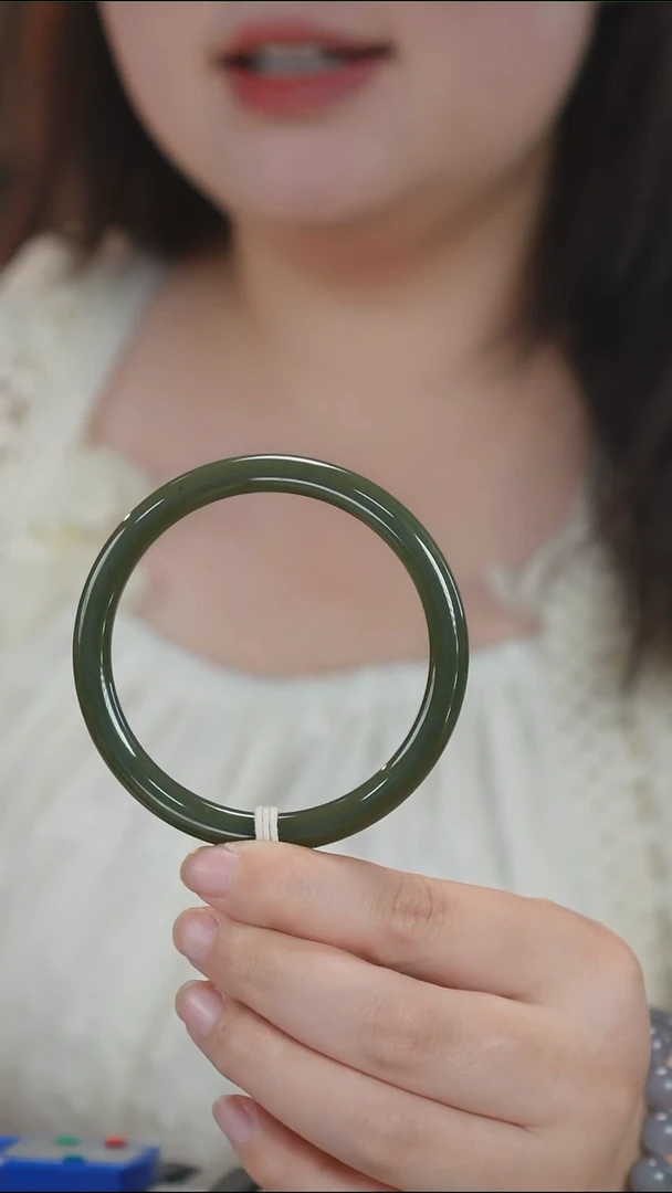 和田玉（糖玉）手镯未镶嵌84【柚子来啦】和田玉拍一发一61