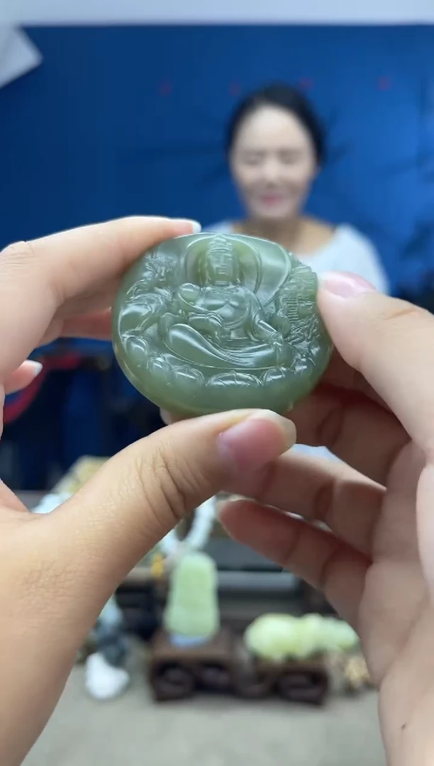 和田玉未镶嵌颈饰1