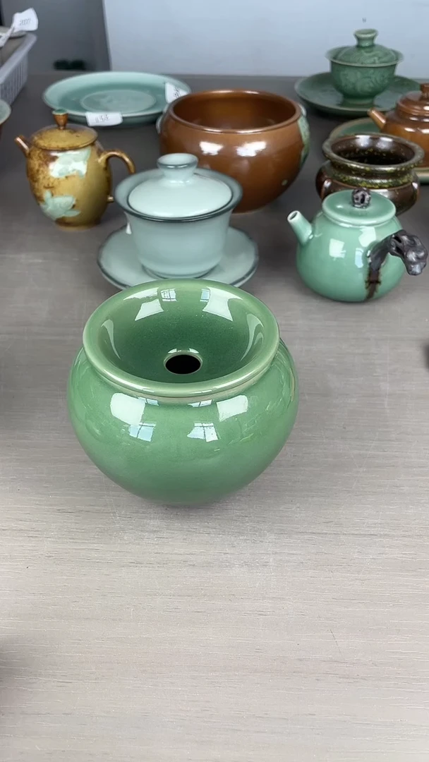 青瓷厂家福利大放送微瑕