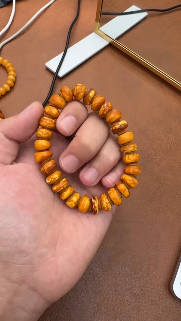 未镶嵌琥珀珠宝奇石19
