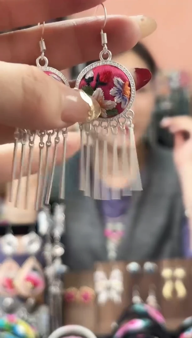 织绣艺枝独绣手工饰品36