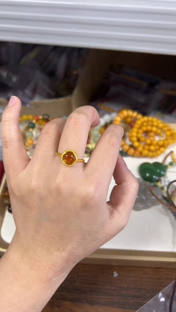 未镶嵌琥珀戒指琥珀花珀圆蛋面镶嵌款戒指[05]