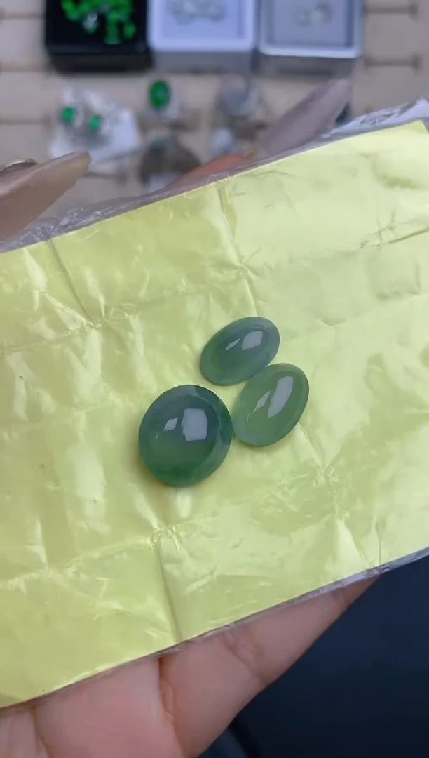 未镶嵌定制翡翠天然翡翠蛋面28