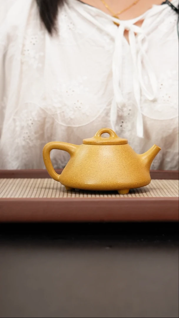茶壶紫砂全手工金黄段子冶