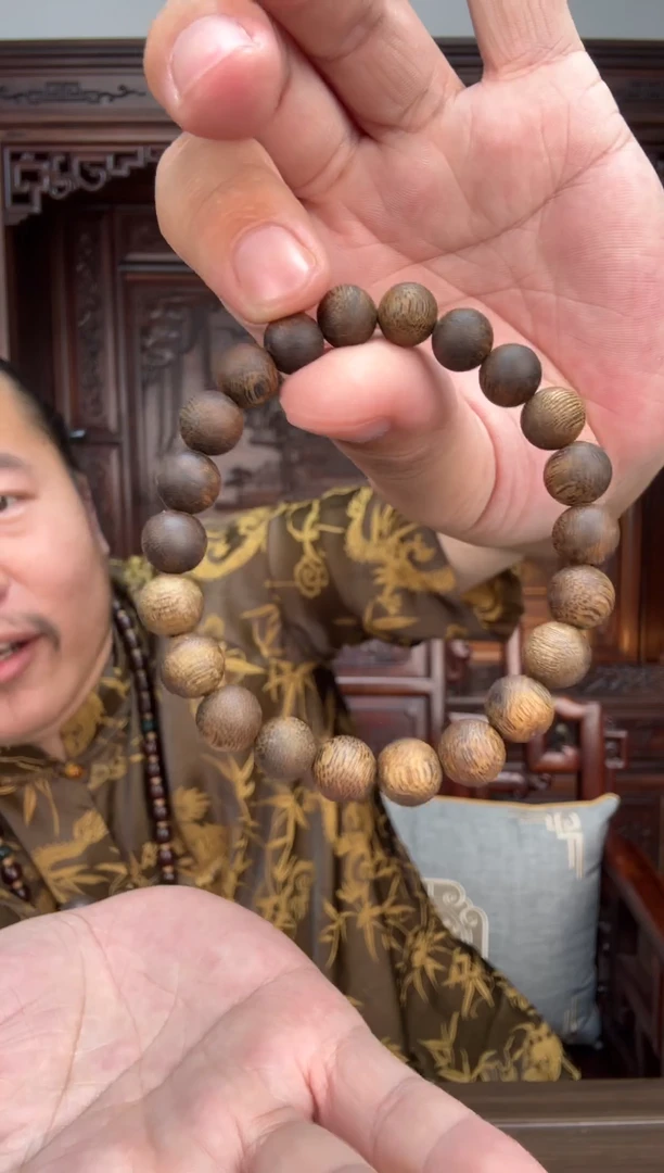 【闪购商品】沉香手串LQ002 海南莺歌绿奇楠