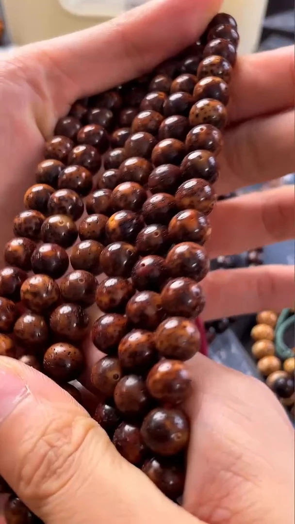 星月菩提吊坠精工级中珀正圆9长串