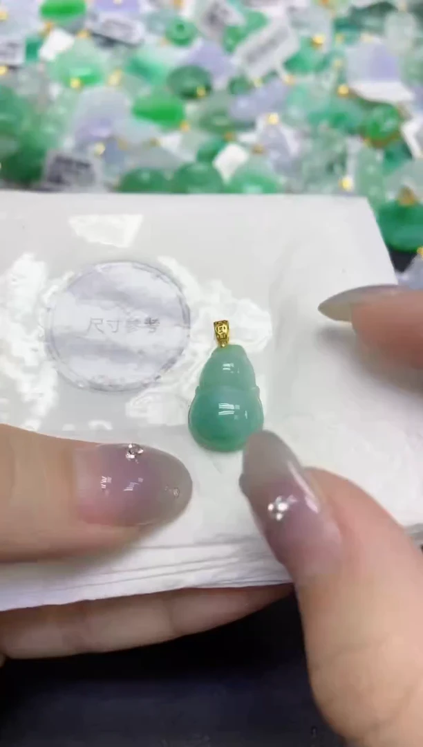 颈饰未镶嵌翡翠天然缅甸翡翠A货百元以上9元证书费自理