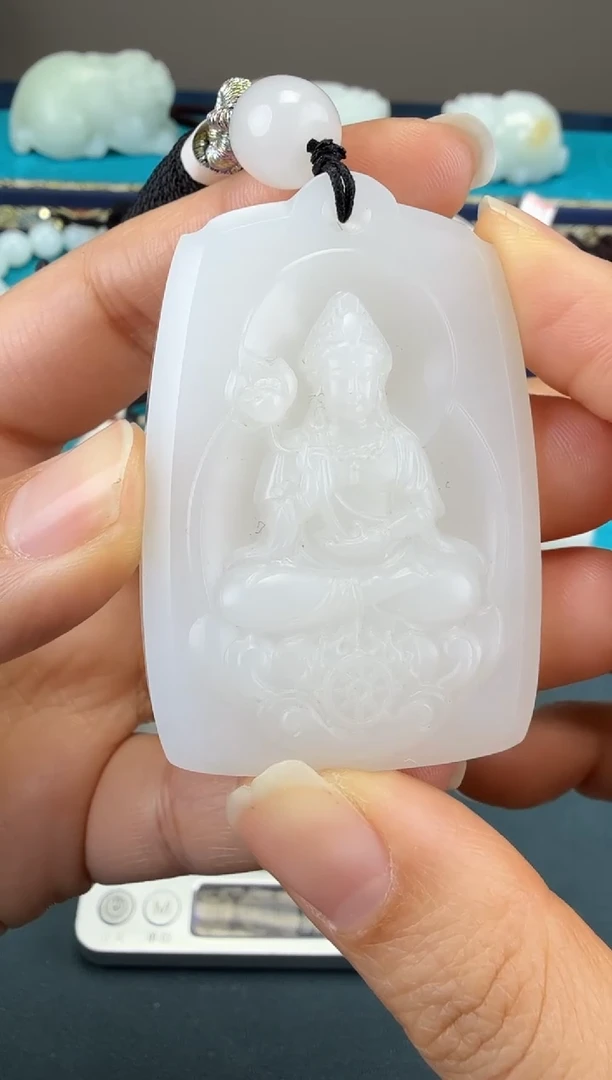 颈饰未镶嵌和田玉1