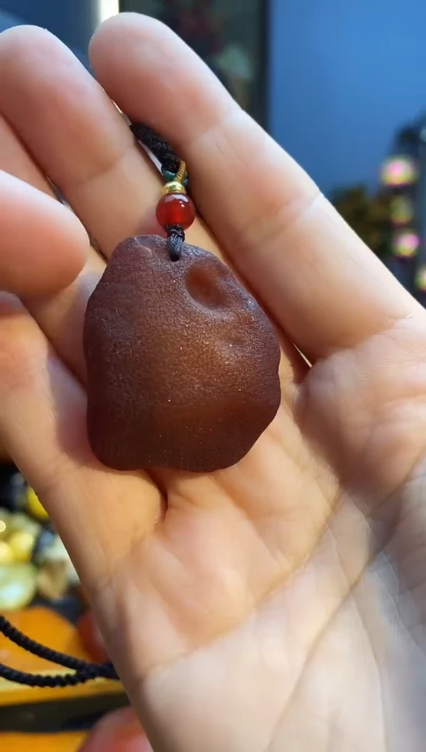 琥珀颈饰未镶嵌挂件