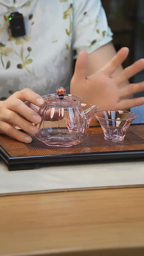 玉见粉色小茶壶+两只主人杯
