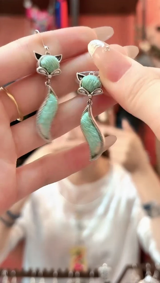 织绣云织谣民族风精美饰品   360