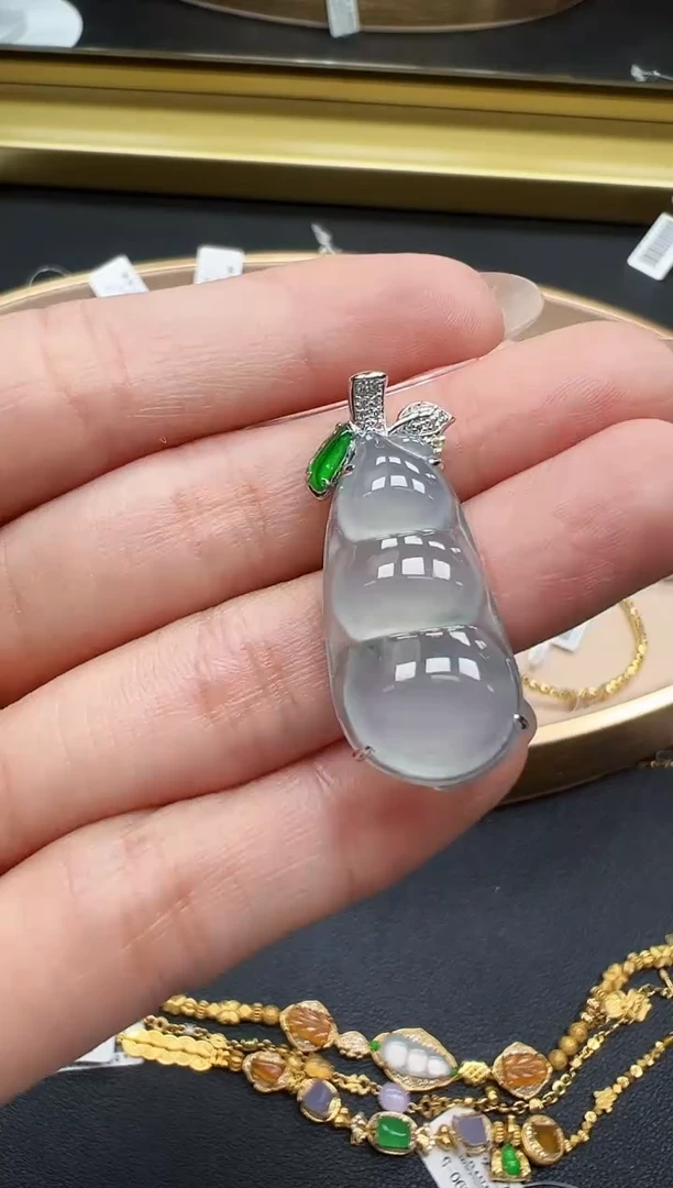 颈饰18K金镶嵌翡翠DFZ0823-45