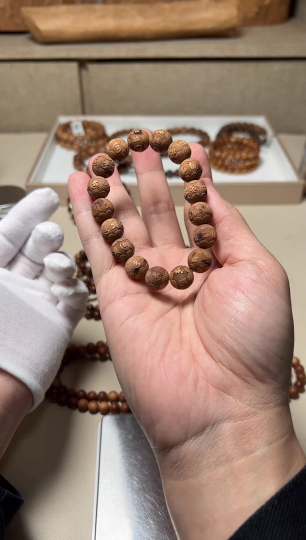 檀香木手串/手链老山檀香1.2黑肉六字箴言瑕疵福利