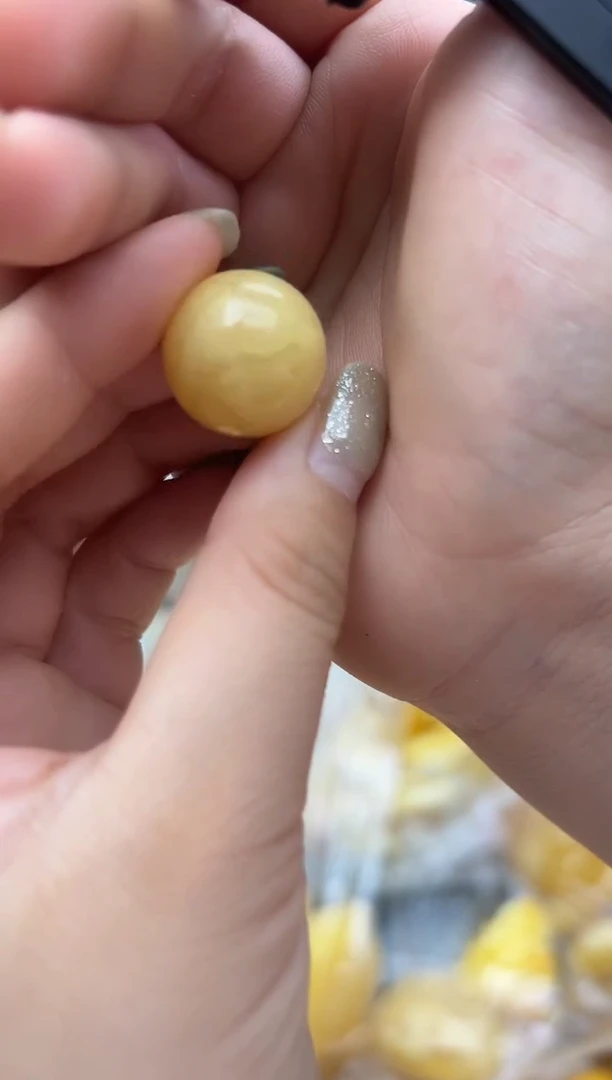 未镶嵌蜜蜡裸石蜜蜡吊坠