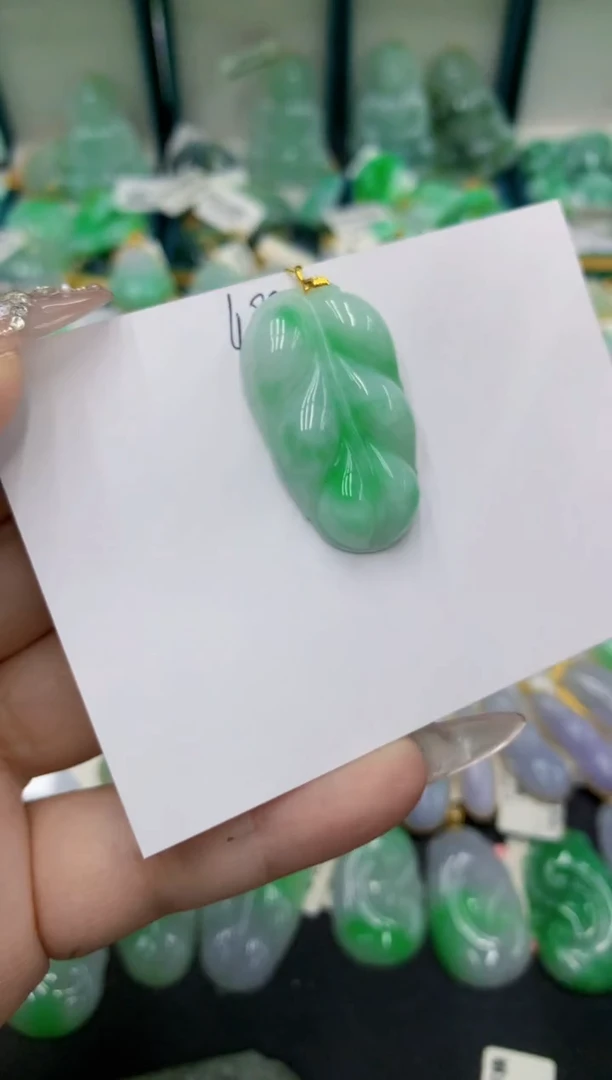 翡翠18K金镶嵌颈饰号链接111111111