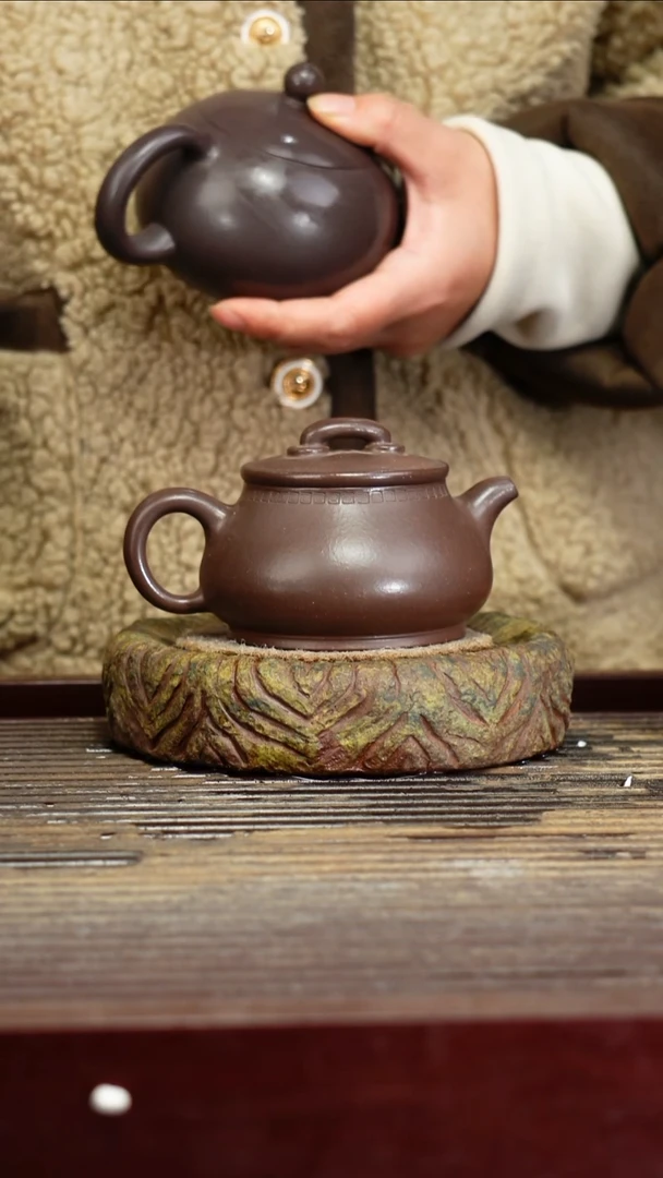 宜兴原矿紫砂壶茶壶宜兴原矿紫砂壶茶壶180C
