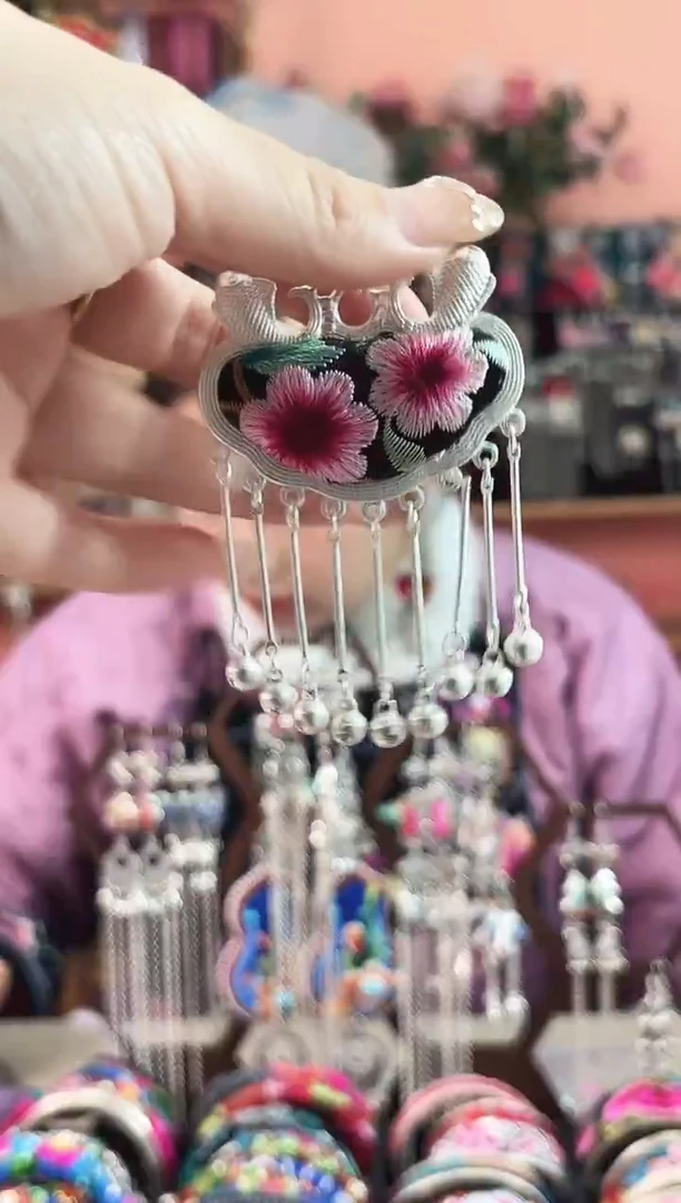 艺枝独绣手工饰品  88