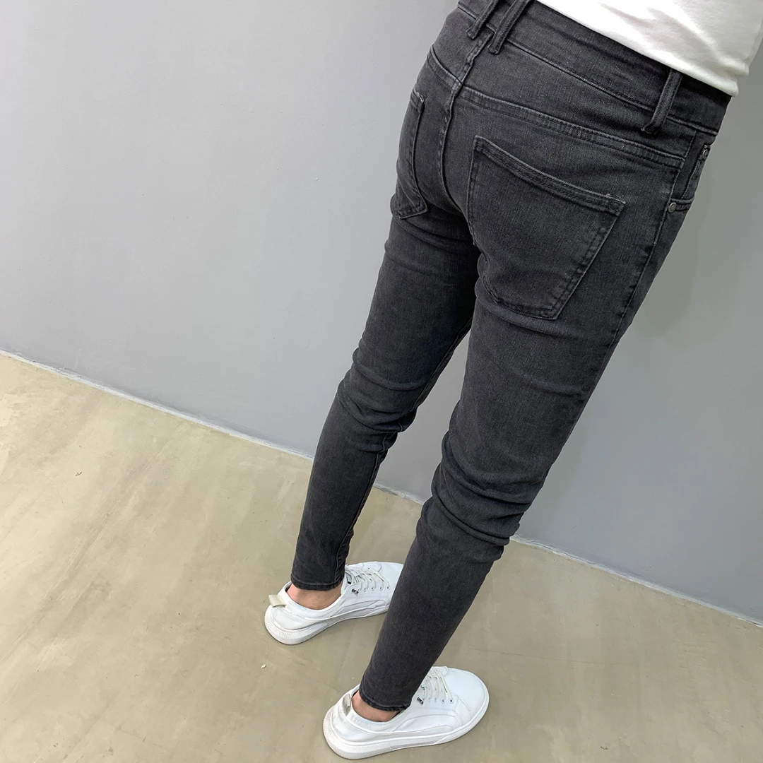黑灰色九分牛仔裤男2025新款显瘦百搭潮流水洗修身小脚韩版长裤