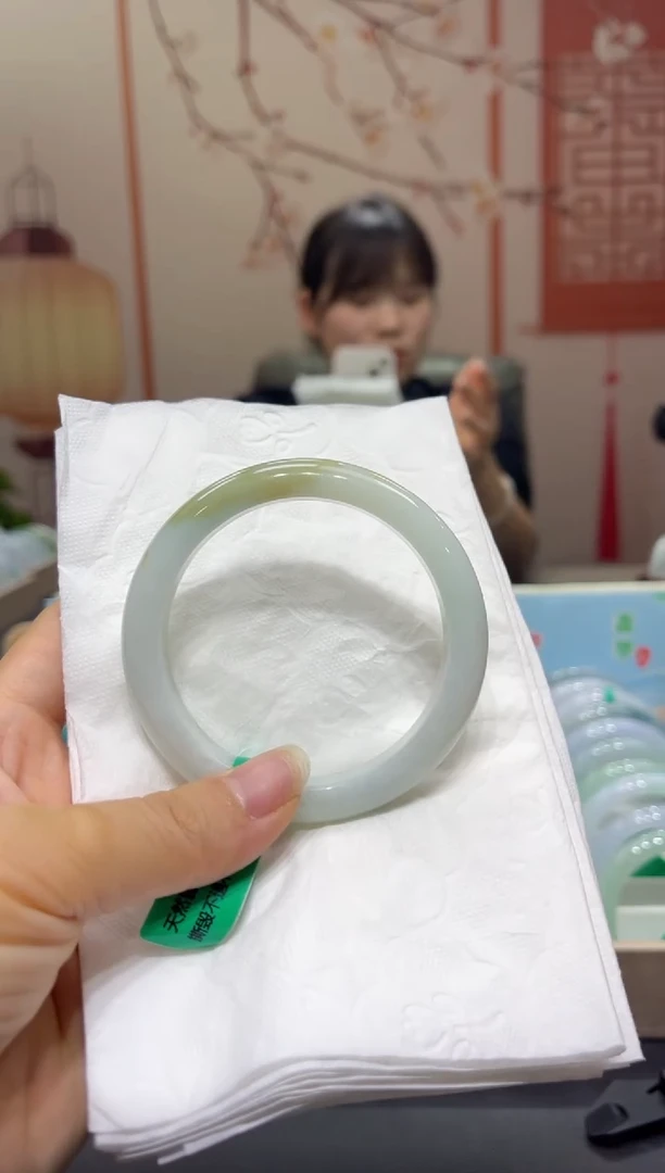 翡翠手镯未镶嵌00005982