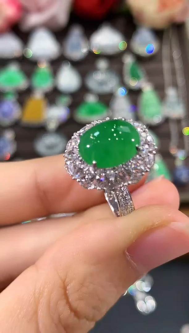 18K金镶嵌戒指翡翠C89