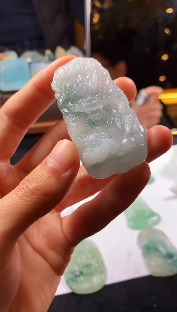 未镶嵌定制翡翠天*.5010毛货不退不换