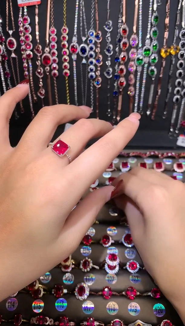 【闪购商品】红宝石戒指银S925镶嵌银色